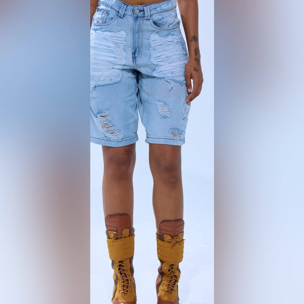 AKIRA Light Blue Distressed Jean Shorts - Picture 3 of 6